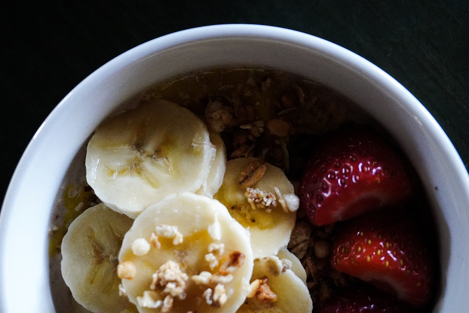Bowl di yogurt e frutta