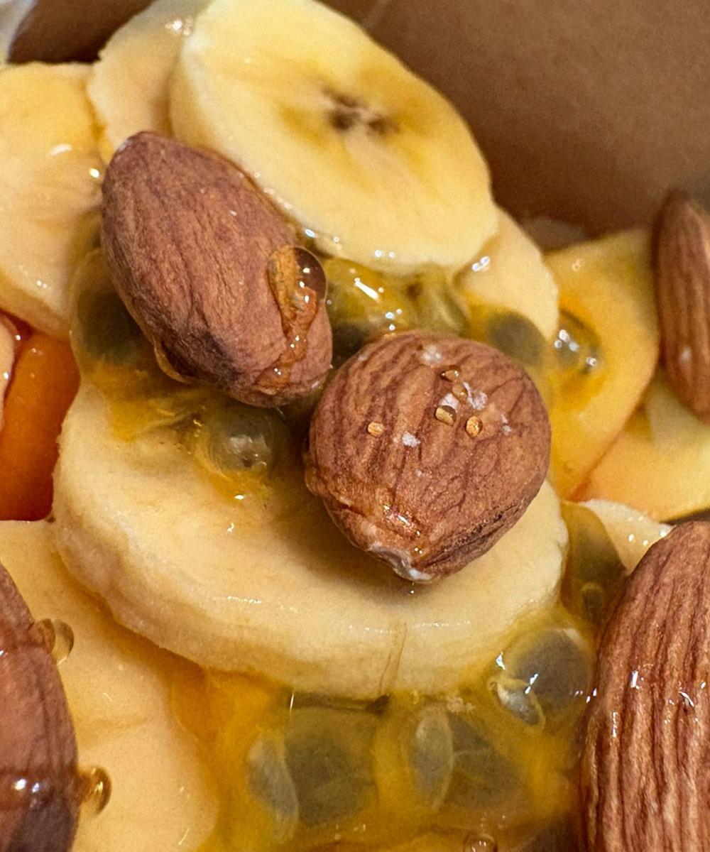 Insalata di frutta e yogurt